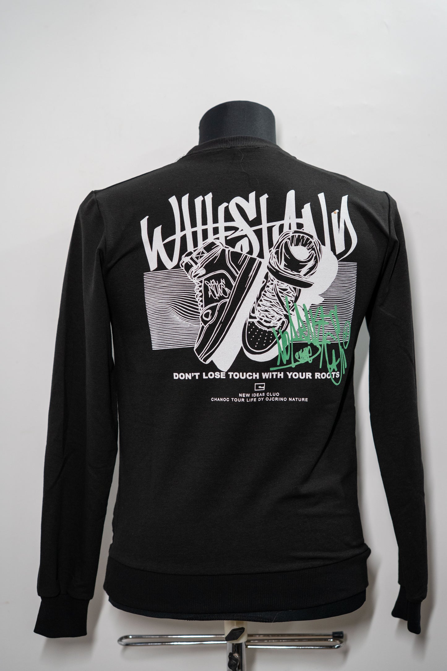 Hanorac "No Rules" cu imprimeu graffiti