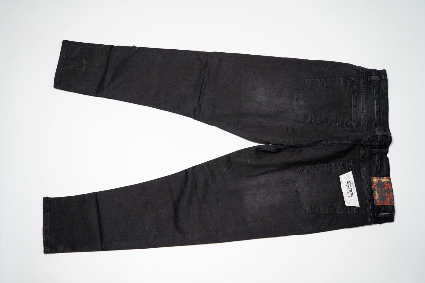 Jeanși eleganți "Shadow Taper" croială slim