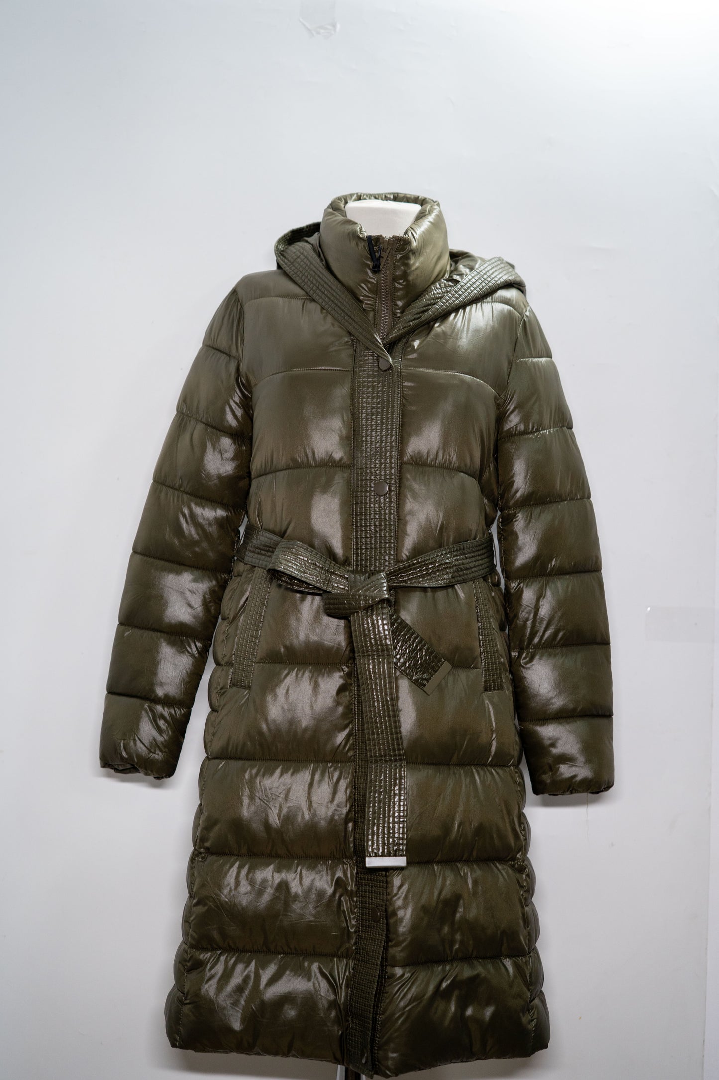 Geacă "Olive Armor" matlasată cu glugă și cordon