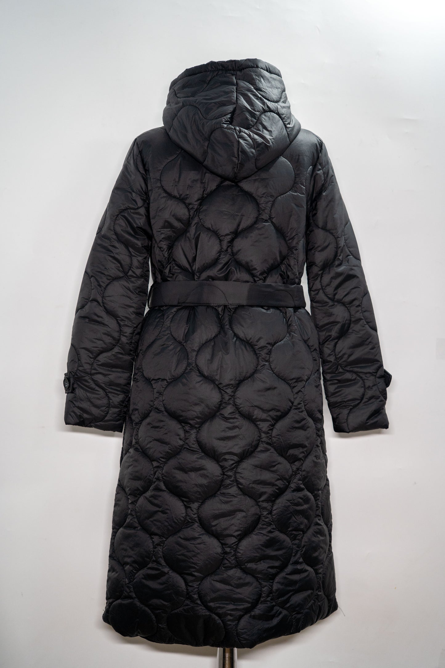 Geacă "Black Wave" matlasată cu glugă și cordon