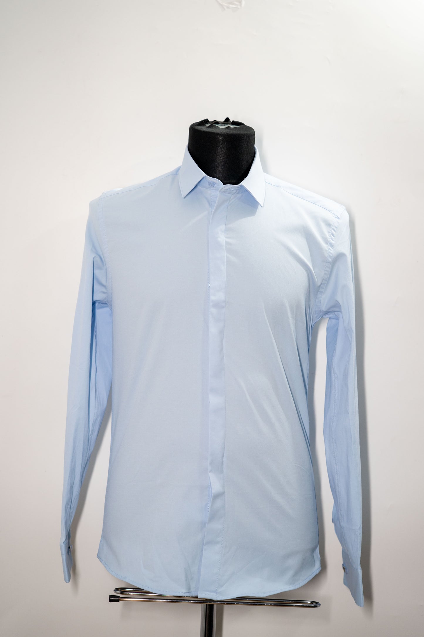 Cămașă elegantă "Blue Clarity" cu guler clasic